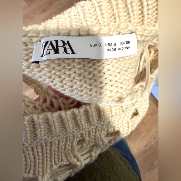 Zara Womens Open Knit Crochet Sweater Size Small Ivory Cream Oversized Boho Cozy - Picture 5 of 5